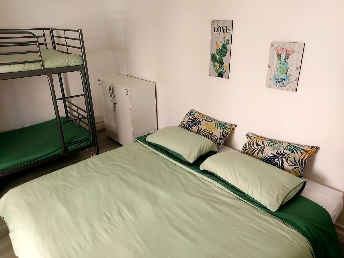 Aloha Hostel Portimão